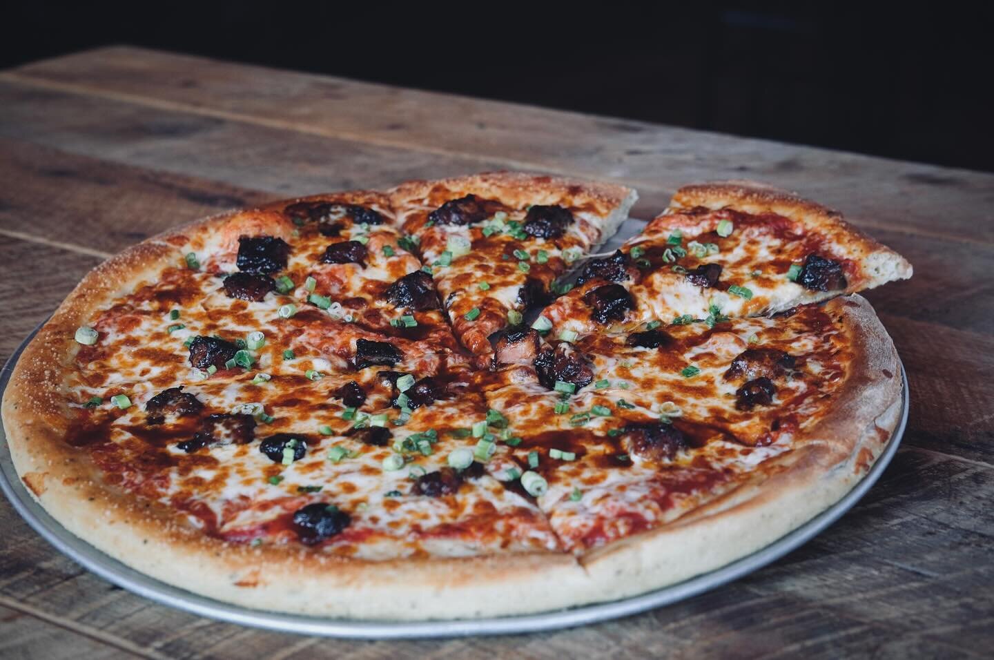 We&rsquo;re proud sponsors of the @winterkids_org Downhill 24 at Sugarloaf. $1 from each of our seasonal pizzas will be donated to the event so be sure to try our Burnt Ends Pizza and our Southwest Queso Pizza. Eat well. Give back.

The PPC team will