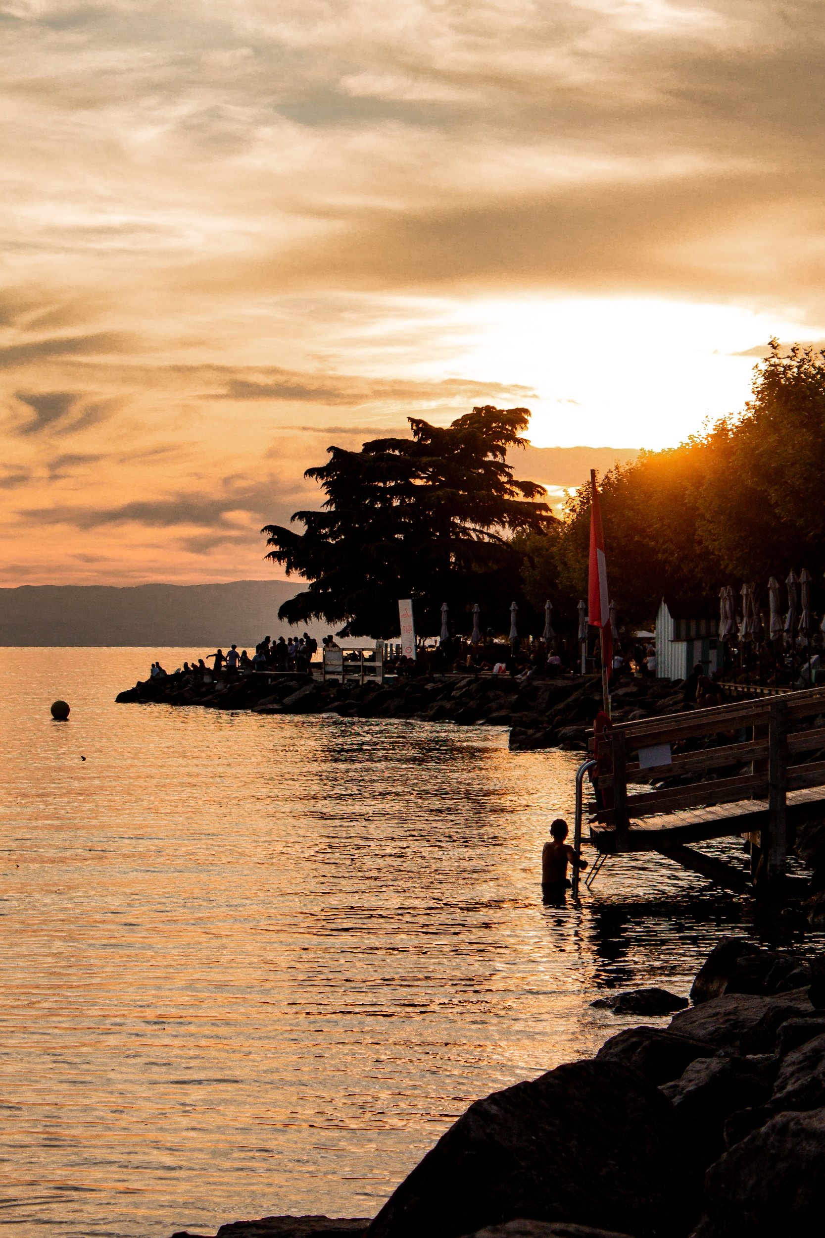 sunset sur le léman