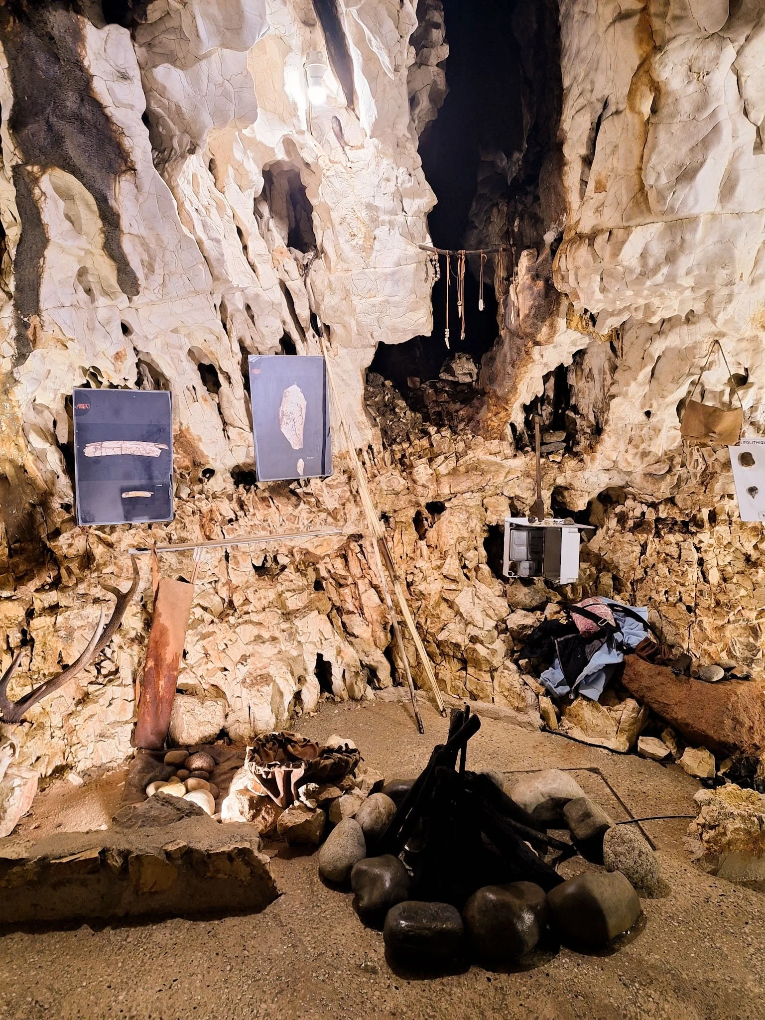 grotte souterraine en isere