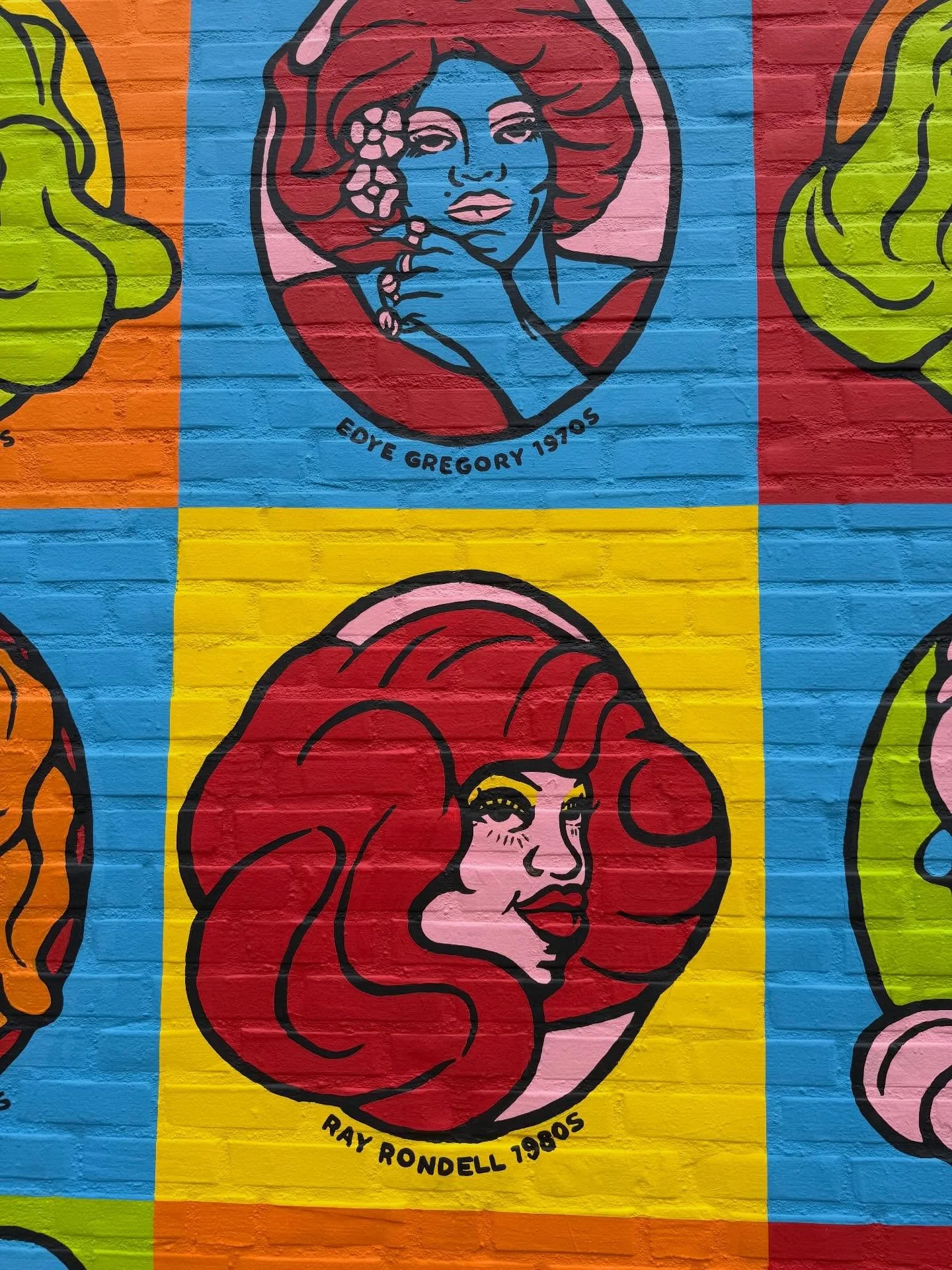 side by side MURAL 02.jpg