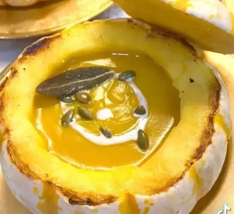 Butternut Squash Soup in Pumpkin Bowls