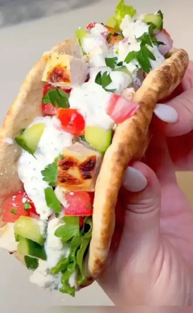 mnlyzgh8ctevetgaq6du (1).webp