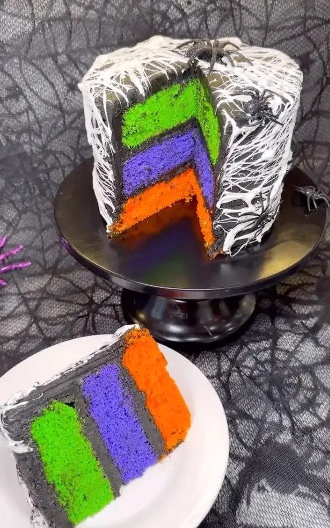 Spiderweb Cake