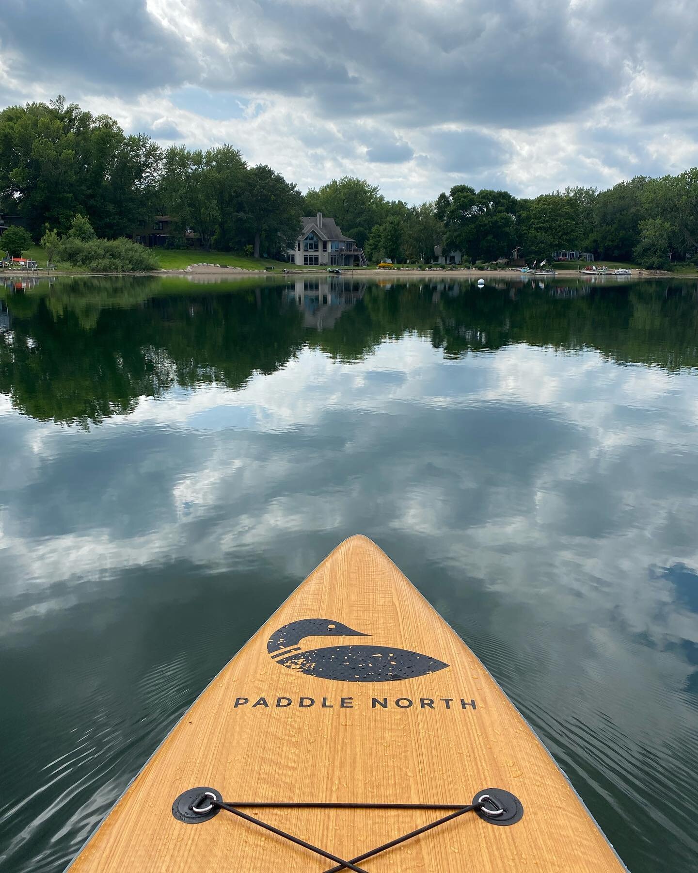 The water is like glass today and there is a quiet peace on Shady Oak Lake.  As if it knows the end of summer is near. 

#paddleboarding
#mnlakes
#afternoonmeditation