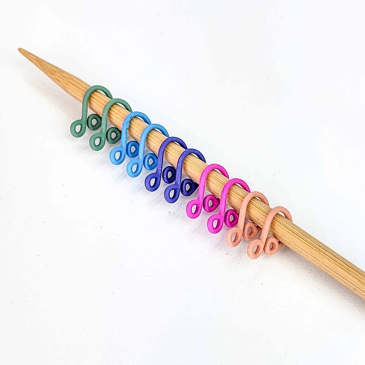 Pastel Rainbow Cast Melody Clips Simple Locking Stitch Markers