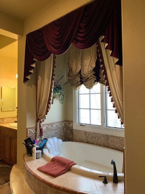 9042 E Vassar bath before.jpg