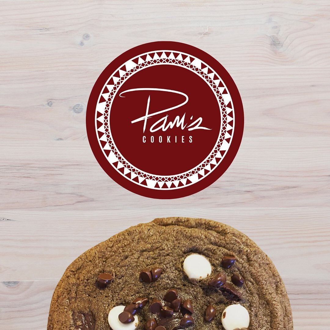 ✨ This was my first professional logo ✨

My mom @pamscookies4u was starting her own cookie business when I was in college. She was my first client! It was challenging pairing what she envisioned and what my ideas of what it COULD BE. It&rsquo;s all a