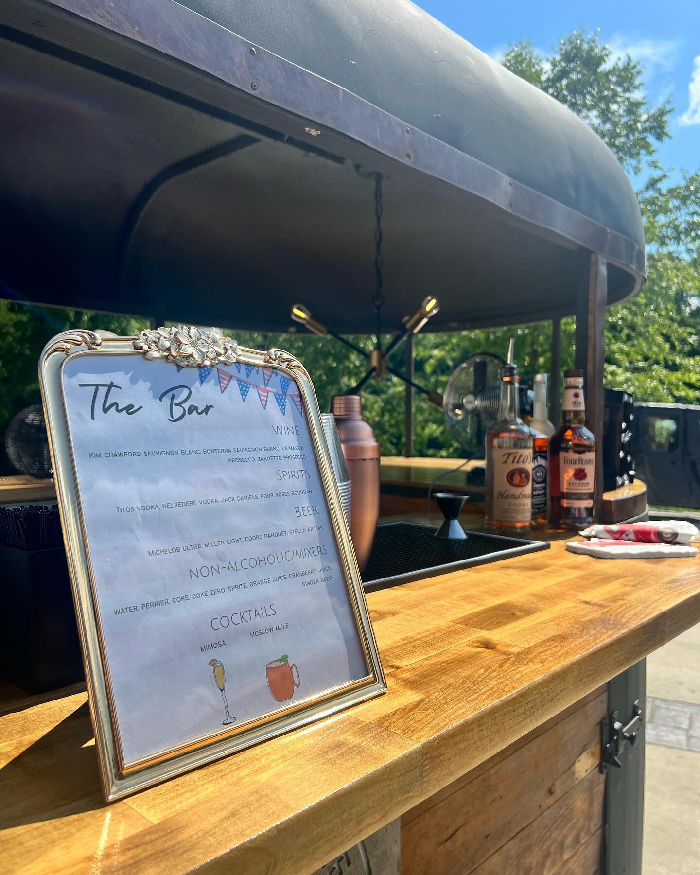🫧The Fizzy Mule books back yard parties too! 
🫧From weddings to 4th of July barbecues, The Fizzy Mule is perfect for serving your booze! 🍻🍾🍸🍷
🫧We still have 2023 availability-BOOK NOW! 

Let&rsquo;s Get Fizzy!

#mobilebar #horsetrailerbar #nas