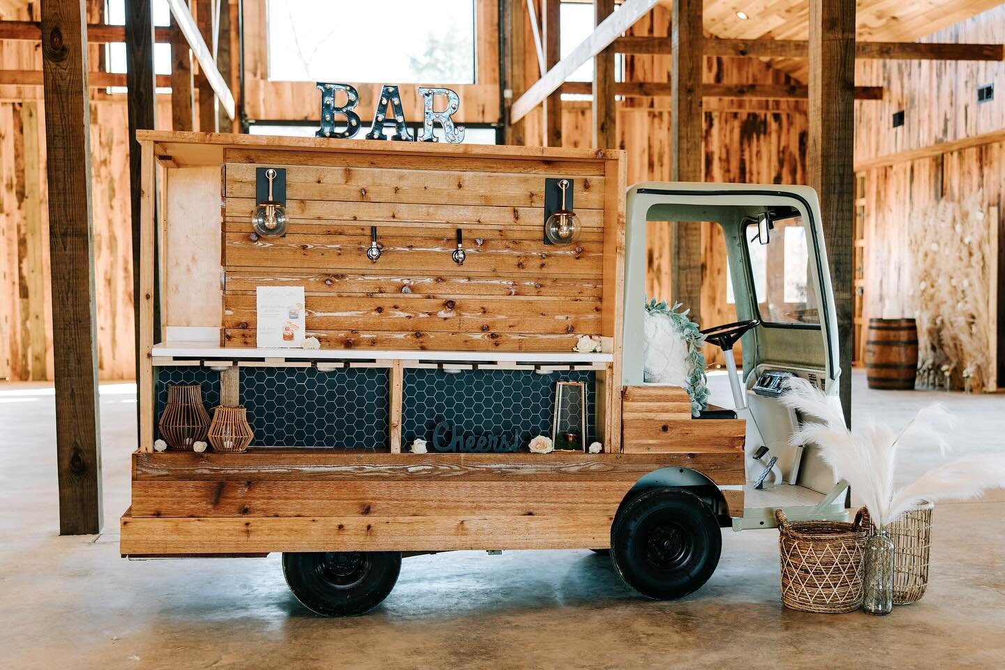 The Tiny Tapper had its time to ✨SHINE✨ at this styled shoot orchestrated by @mirwoodevents at the @flyfarm! We loved being apart of this shoot alongside amazing wedding vendors! 

The Tiny Tapper is eager to serve you this 2024 Wedding season! 🥂BOO