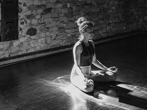 Sound meets Yoga (mit Annegret)