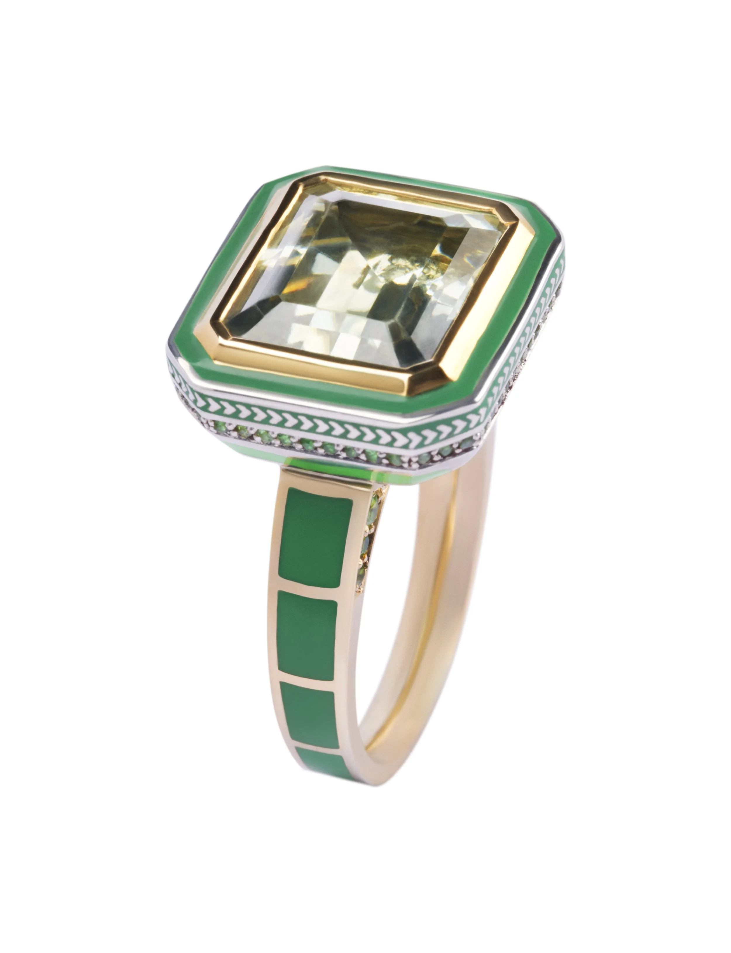 AC_SILVER TILE IMPERIAL GREEN RING_14758 HofR v2.jpg