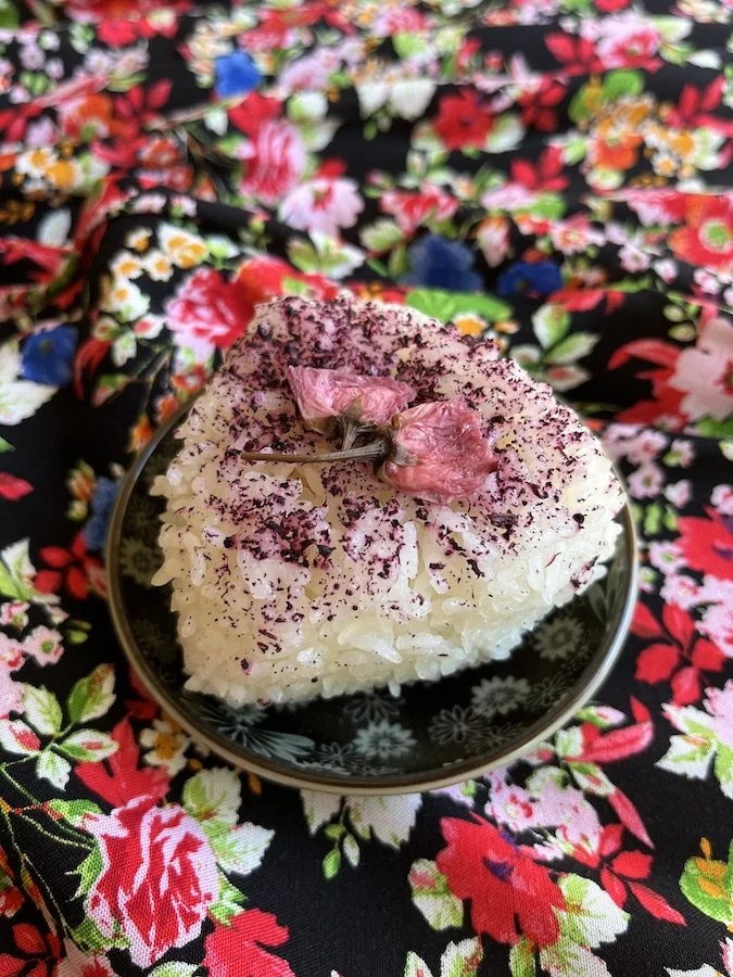 Kinoko-Japanese-Home-Cooking-pickled-cherry-blossoms-onigiri.jpeg