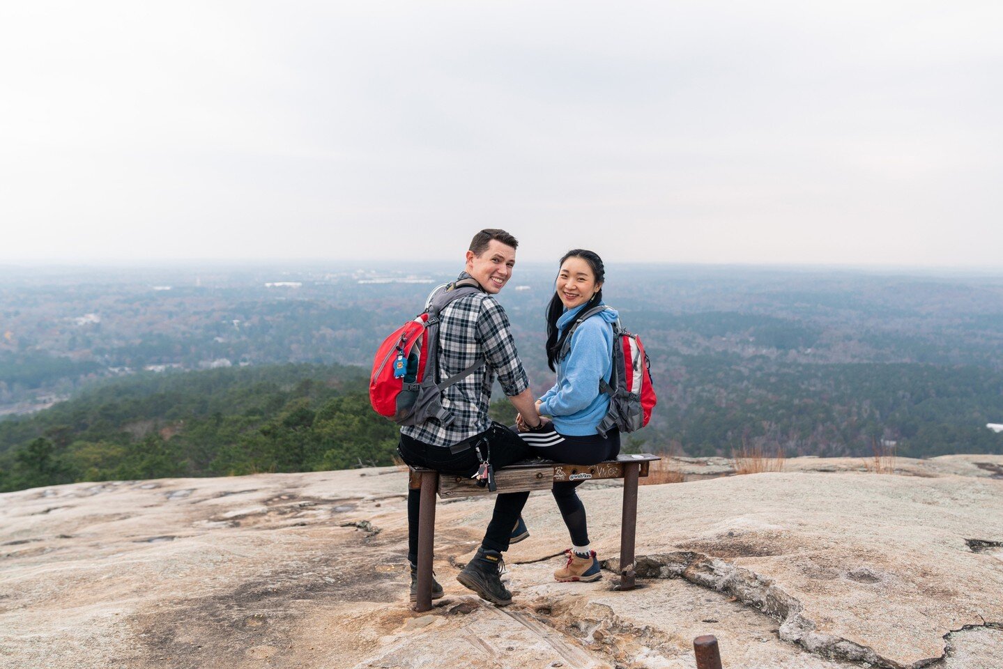 At the top of Stone Mountain enjoying the view!🗻
Matching backpacks with Korean bride and groom luggage tags! 🎒 🎎 
.
Subject @minjikim.archi @sethfjohnson
.⁠
Image by @rabbittrax
.⁠
&copy; Rabbit TraX⁠
.⁠
.⁠
.⁠
.⁠
.⁠
#rabbittrax #overland #overlan