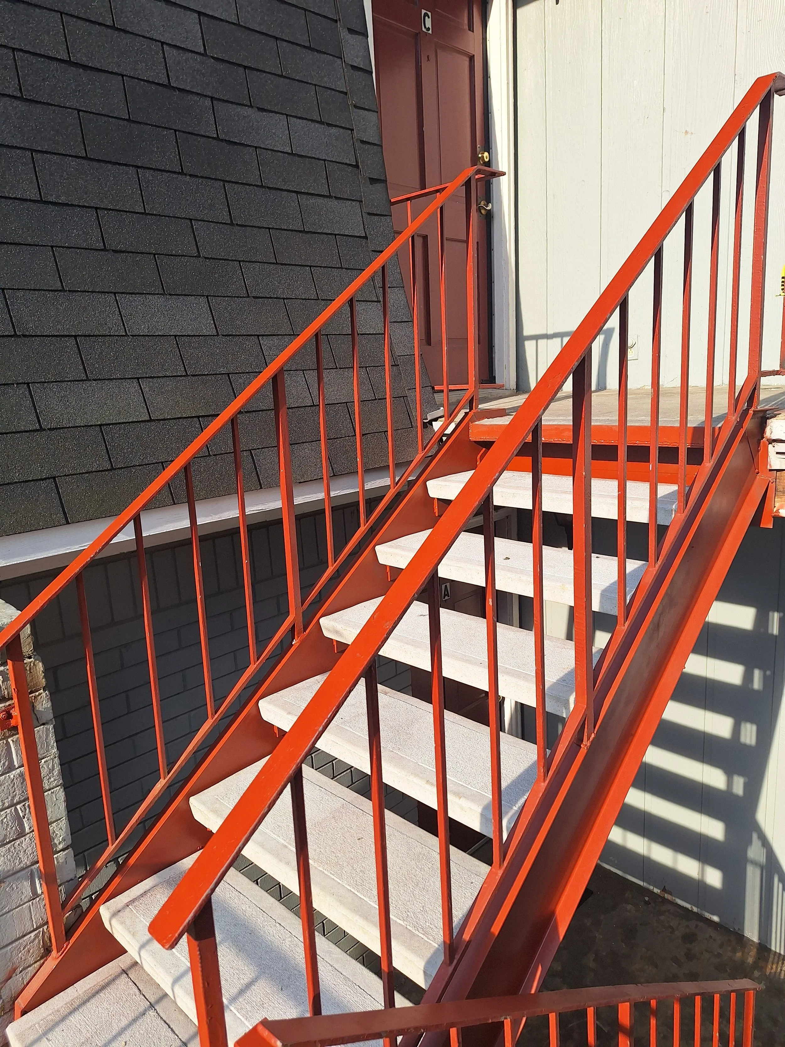Swan_Run_Staircase_Replacement_After.jpg