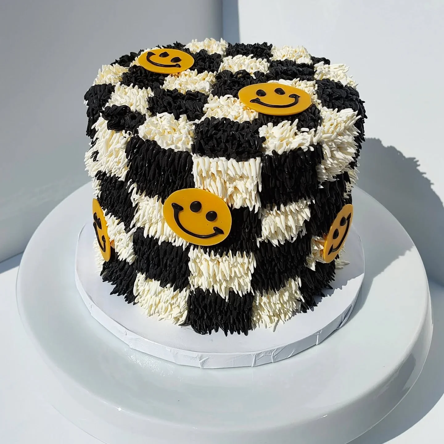 an adorable matching set for ONE happy dude 🙂🖤🍄🐝