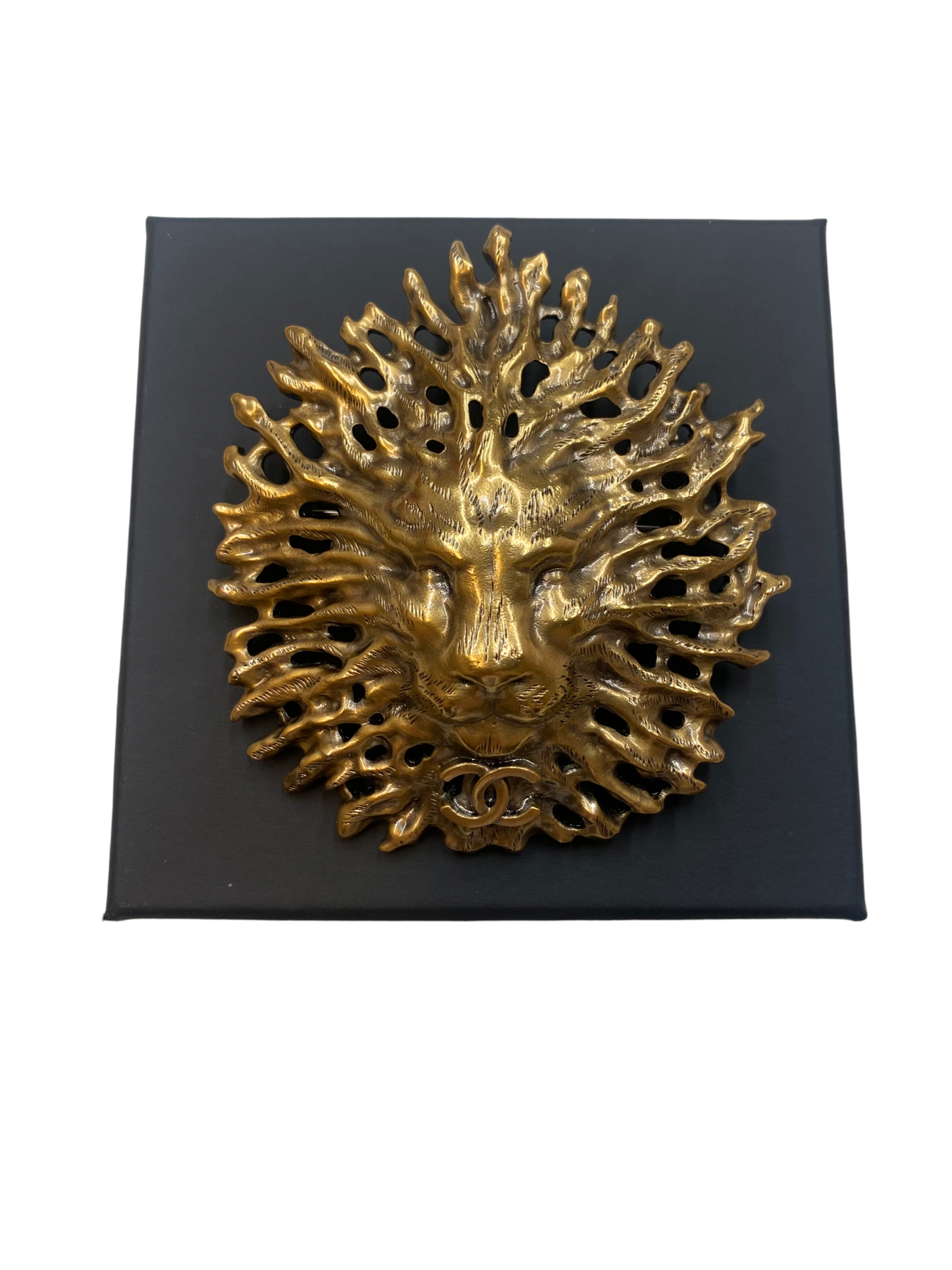 CHANEL 2019 Lion Head Brooch — Vicki's Secret