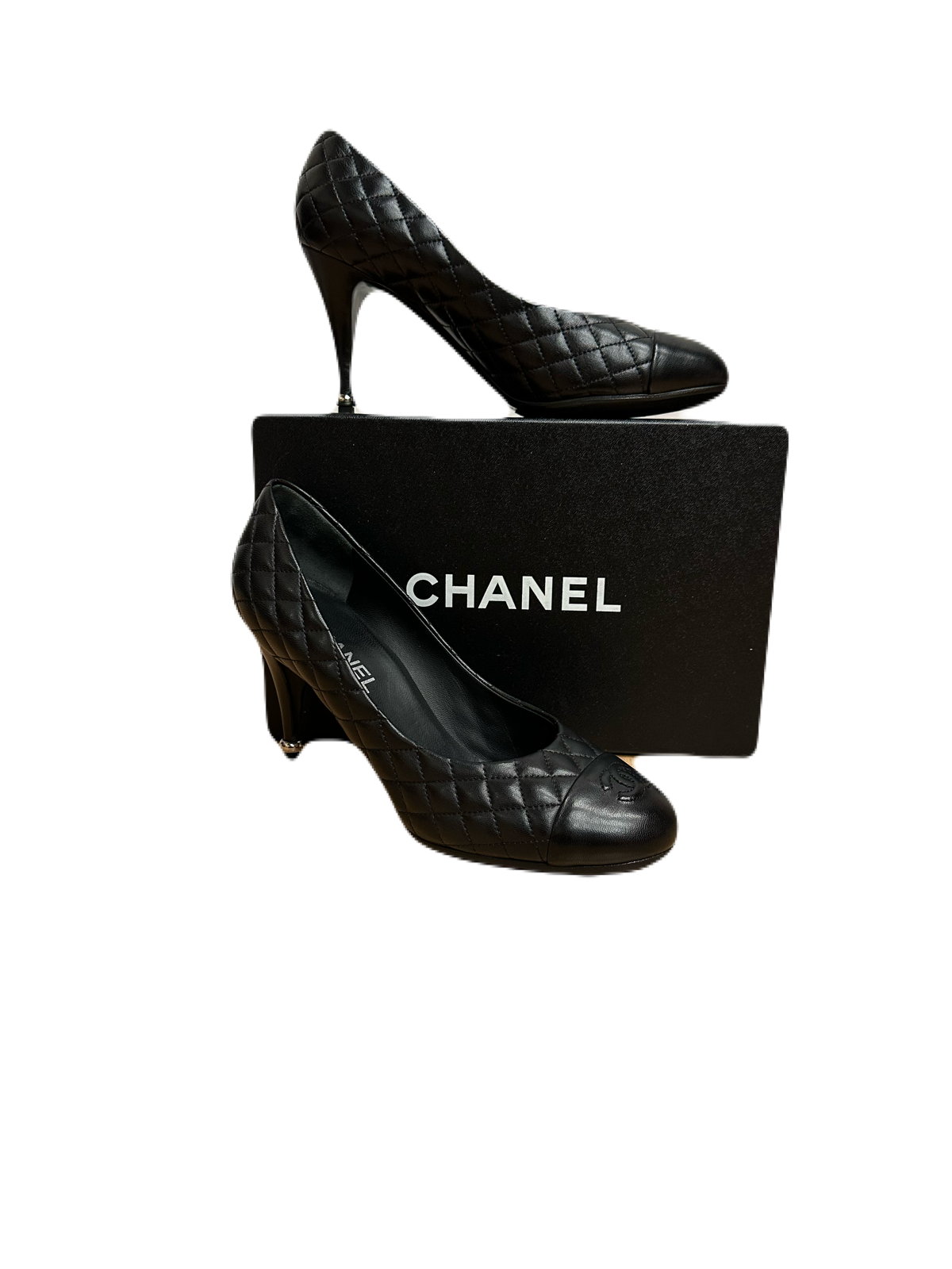 CHANEL Pumps