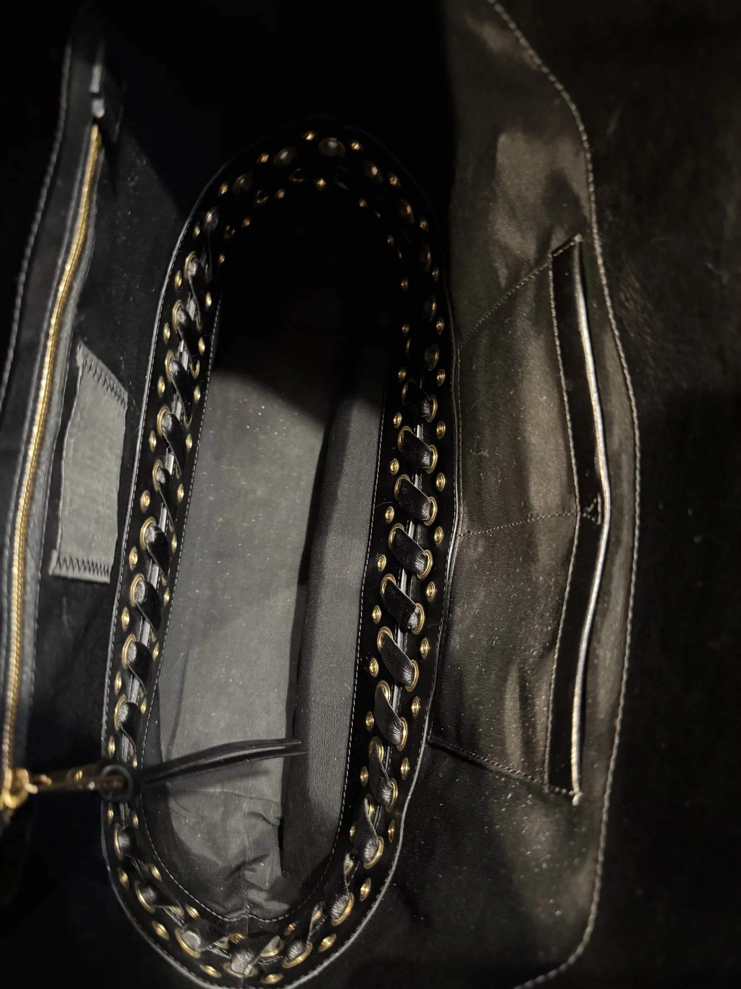 早い者勝ち！美品！Marc Jacobs ボディバッグ Marc Jacobs Drifter Swing Pack Crossbody Bag (Black): Handbags