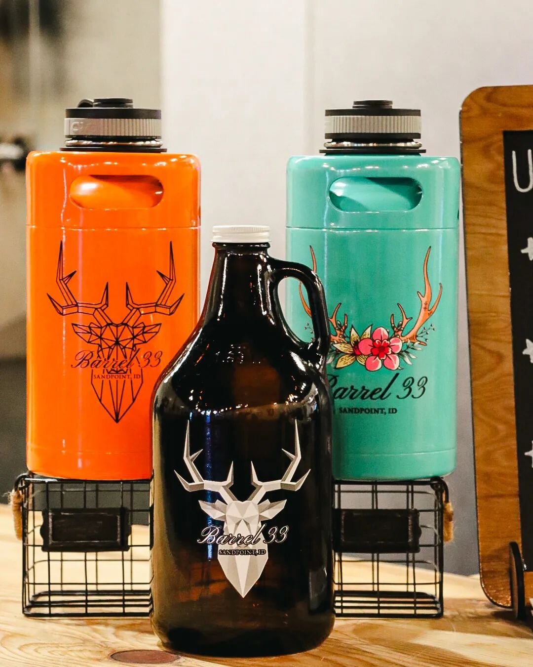 Did you know we also have great gift options? Check out our mini kegs, comes with a fill of beer! We also have growlers available to go.

Come see our selection of gifts, 15%% off wine caddies! Cheers!