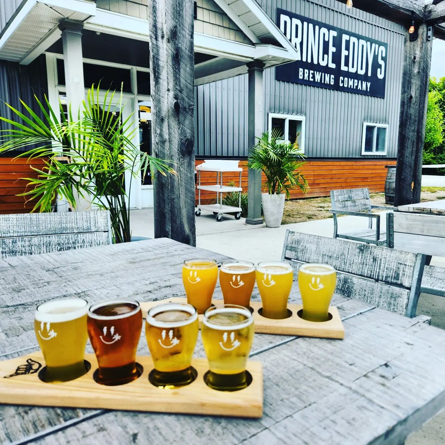 When exploring #princeedwardcounty we love to visit @princeeddysbrewing.  This is always a recoended destination for our guests @theredbricksuites

Great space, friendly staff, and cold tasty beer. 

We couldn't decide on which 🍺🍺🍺🍺 to choose for