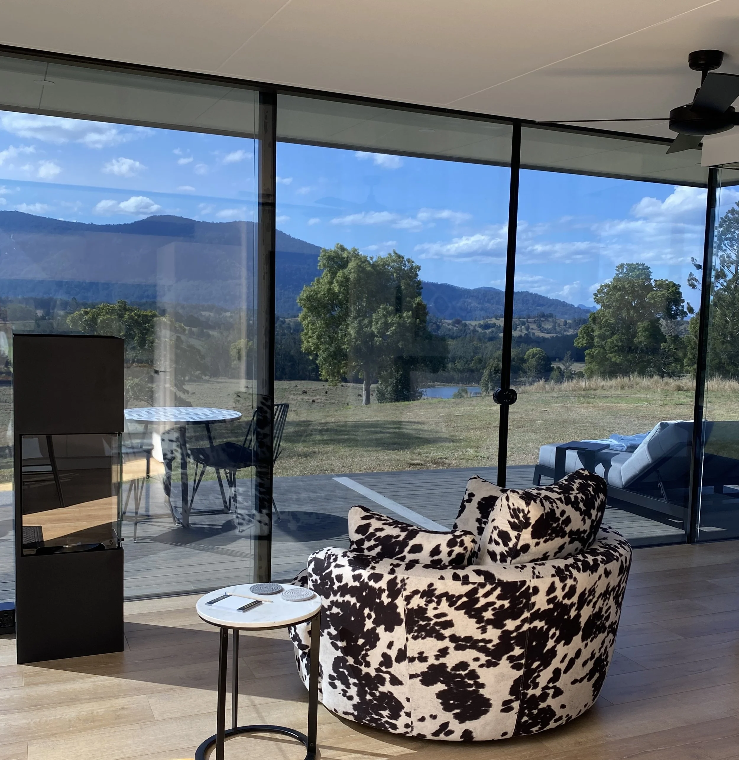 Luxury Off Grid Retreats With Private Concert Hall: Stunning Pictures ...