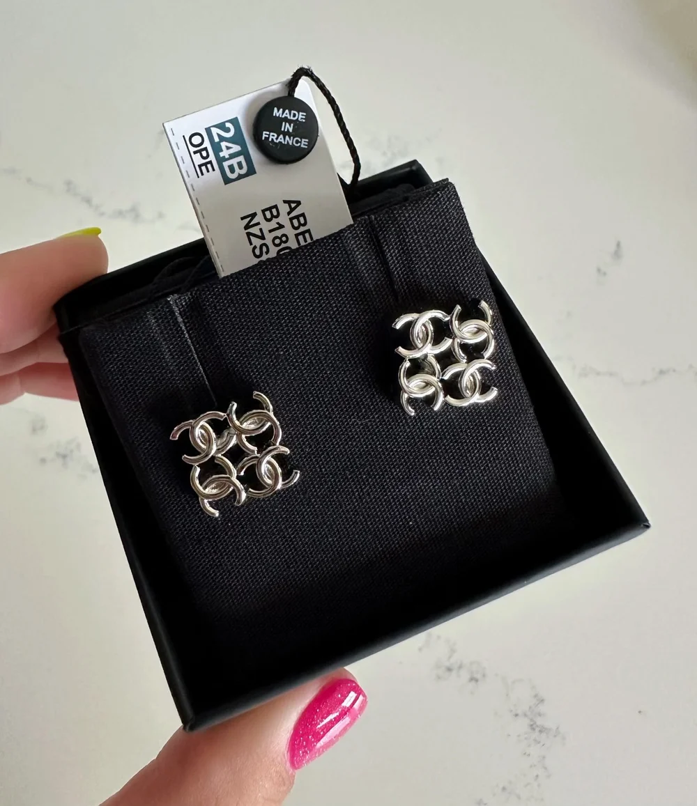 【新品】CHANEL ノベルティ　陶器 Yahoo!オークション -「陶器」(シャネル) (し)の落札相場・落札価格