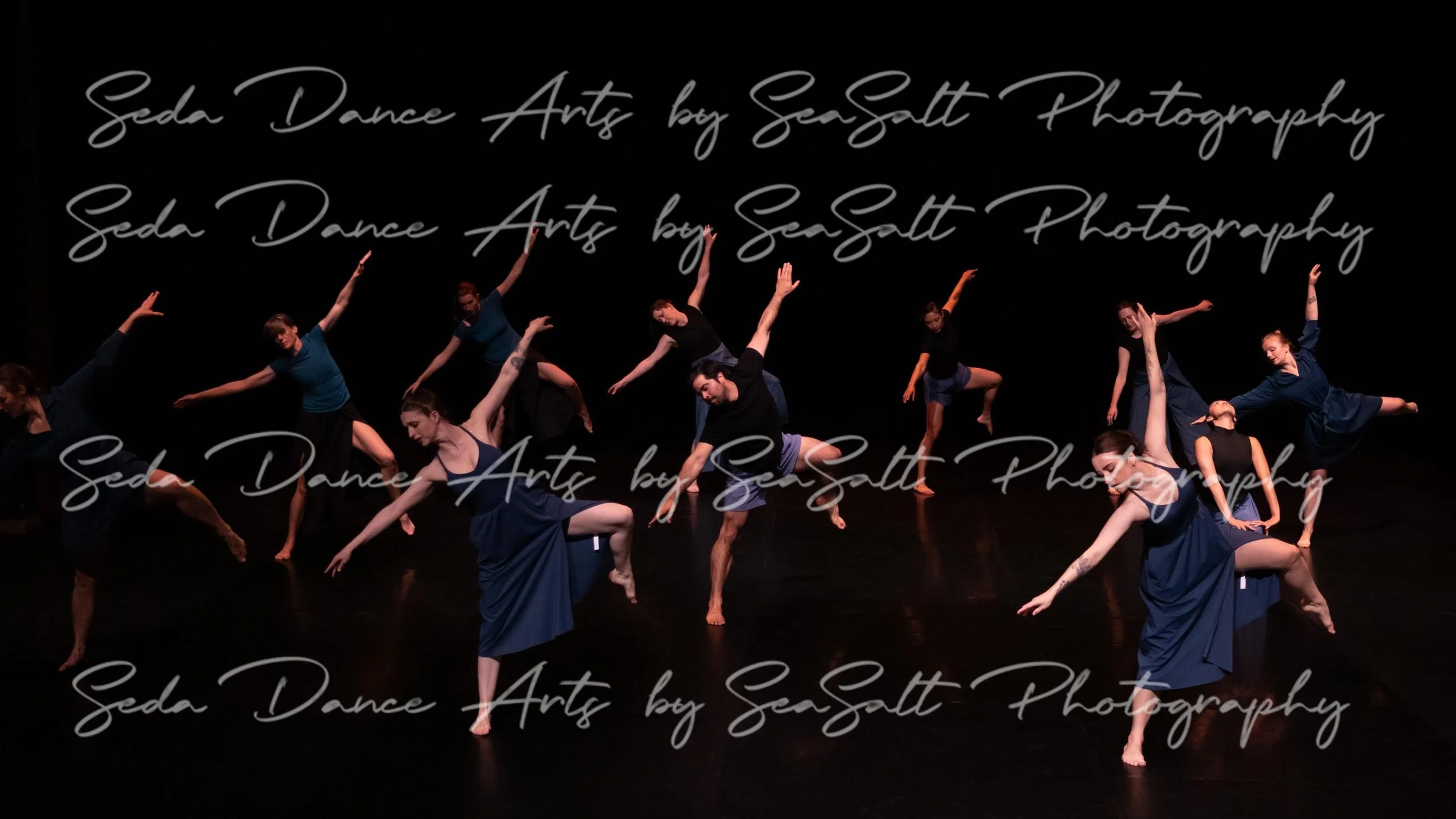 A Stranger Gleams-26