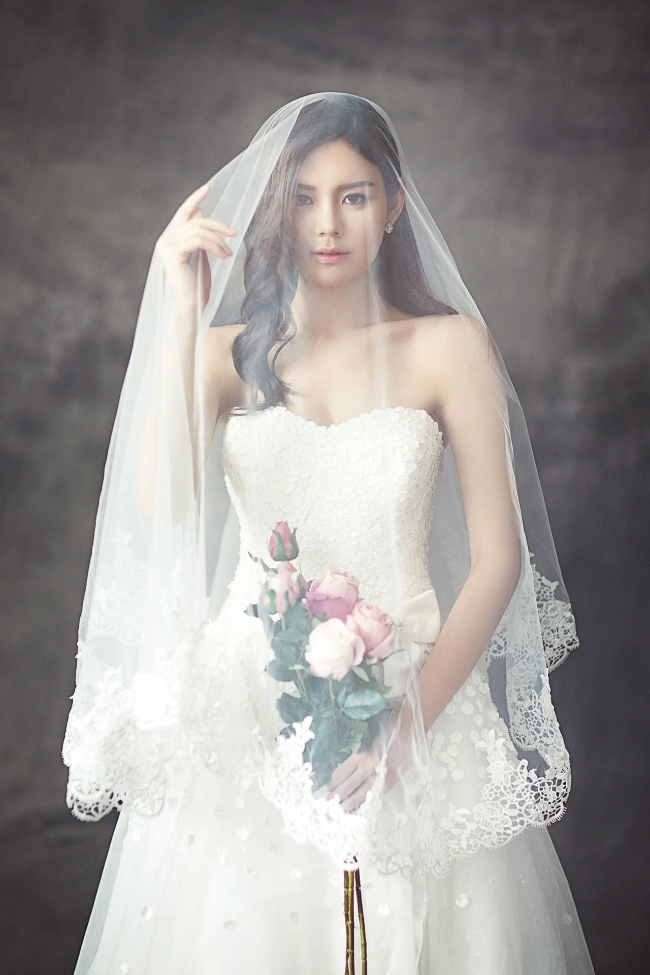 DC Wedding Planning - Does the Bride Have to Wear A Veil?