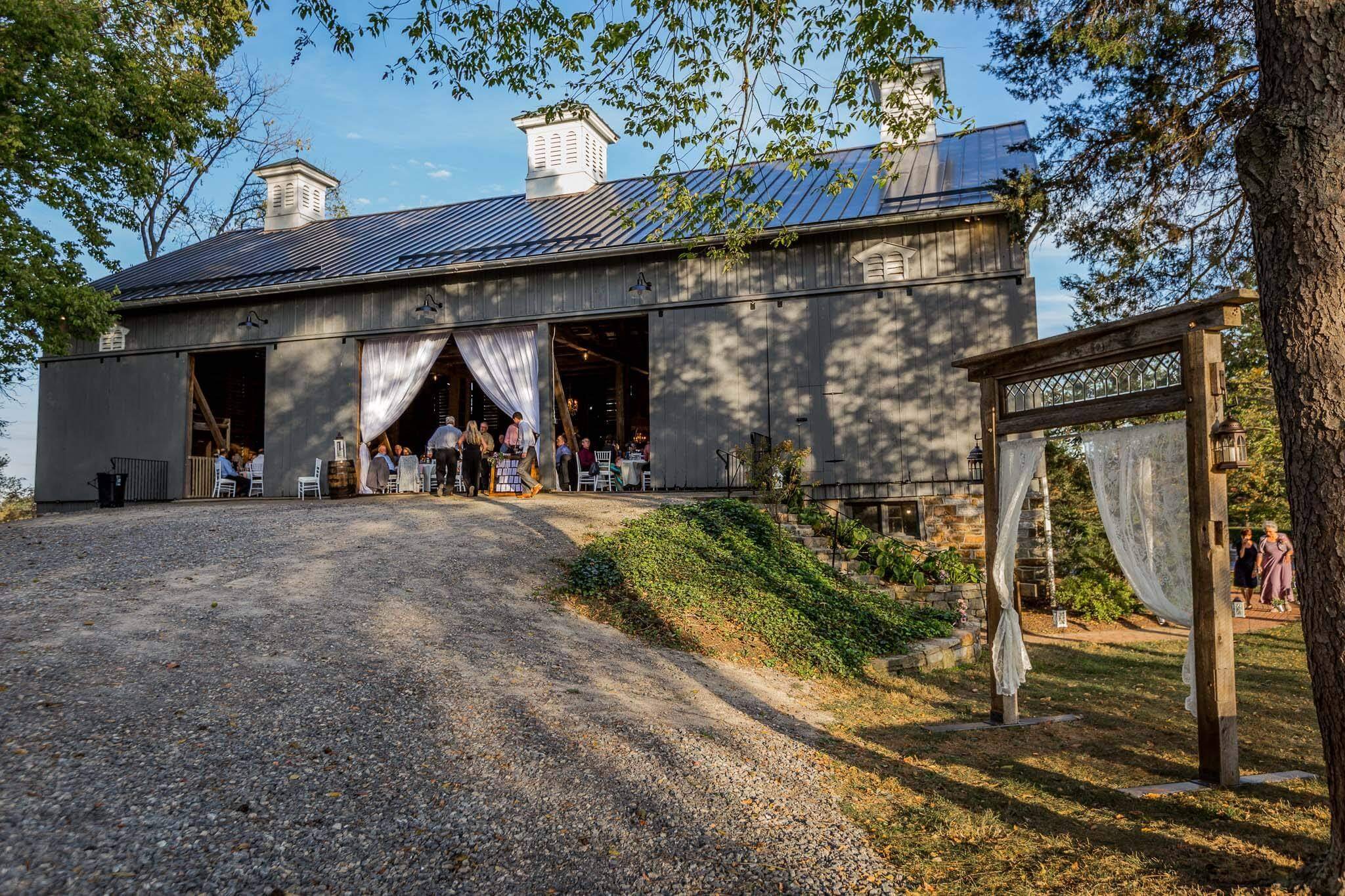 One Barn Farm Wedding Venue | Mifflinburg PA (225 Guests)