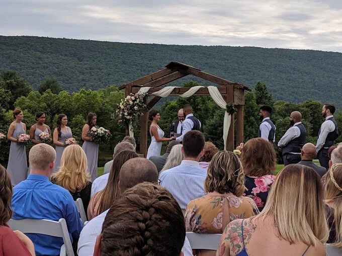 One Barn Farm Wedding Venue | Mifflinburg PA (225 Guests)