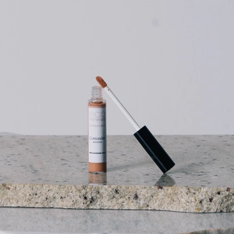 mineral_concealer_medium_aae3d374-b374-4f5d-9f1b-b226d085083e_1728x.jpg