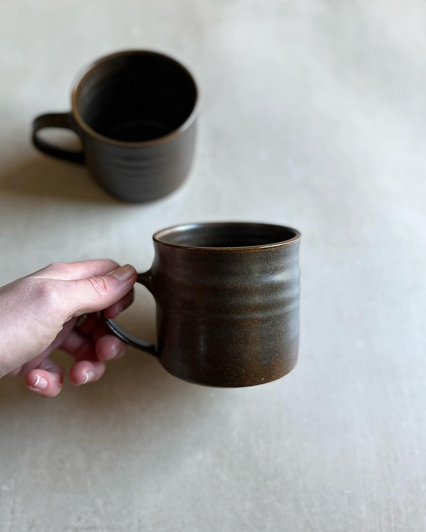 This brown glaze can do some magical things, often varying in texture and colour. Makes for an exciting kiln opening each time a batch of pots are coated in a deep rich red, closing the lid with a vague but never precise anticipation of what the surf