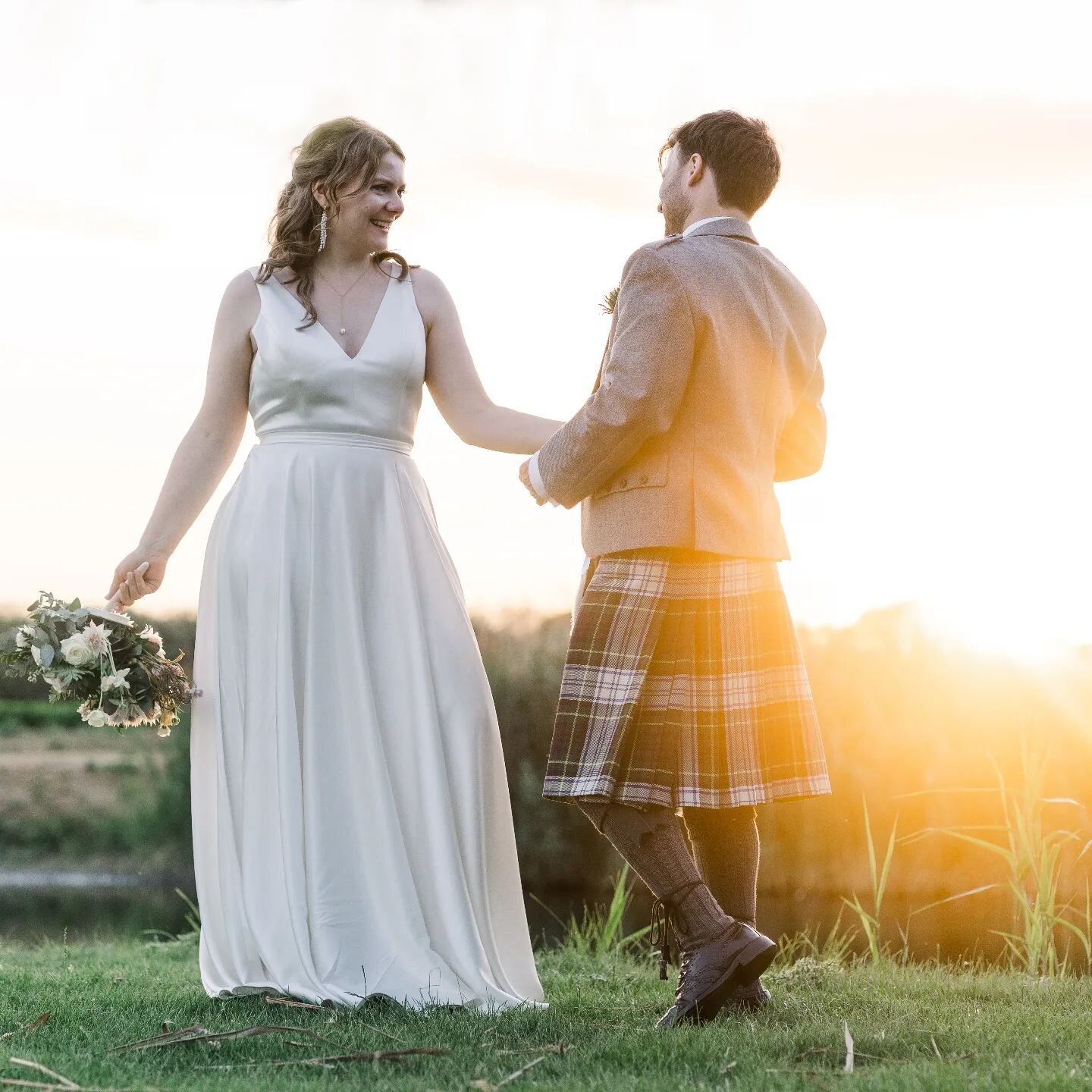 Day 4 of the #adventweddingchallenge Dance, Dance, Dance!

Dancing with your love in the golden sunset, does it get any better?

#weddingphotography #stamfordweddingphotographer #ukweddingvenue #ukweddingphotographer #bridetobe2023 #bride2023