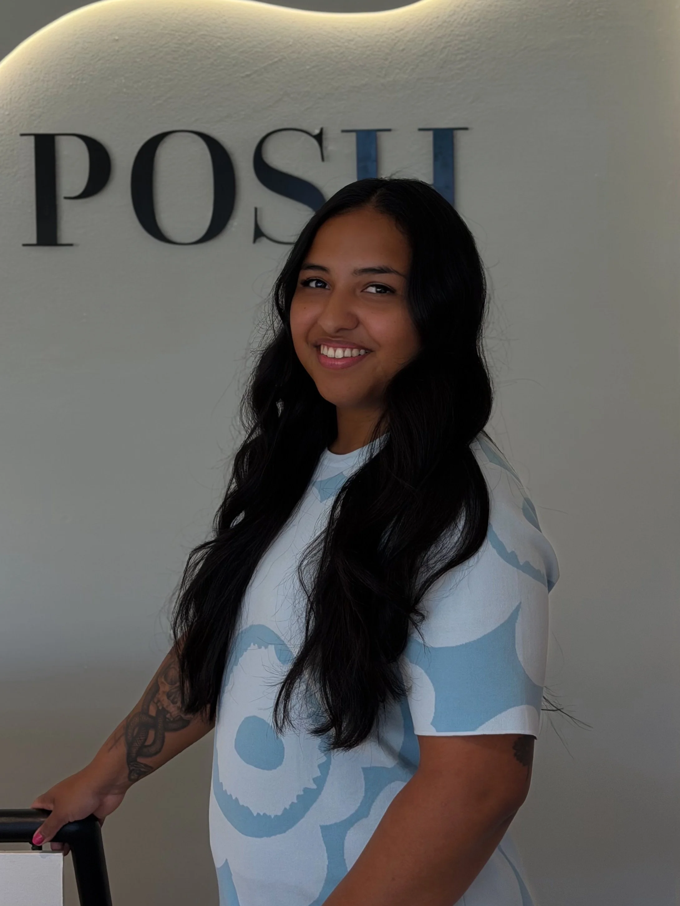POSH Vanessa Profiili