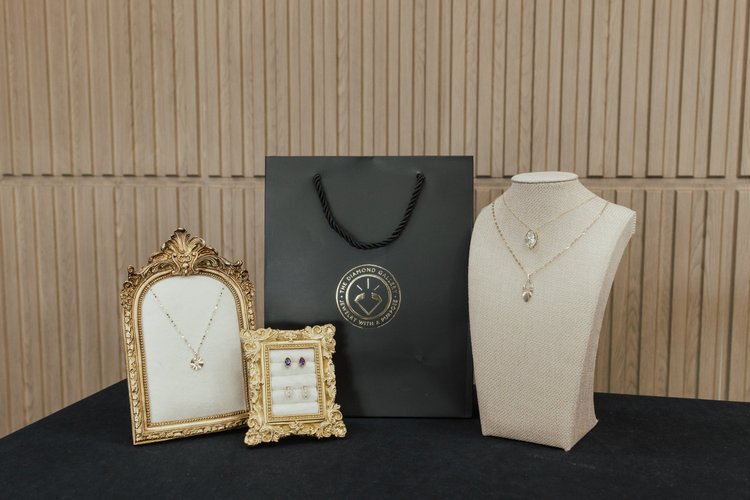 The Diamond Gallery, jewelry store in Greenville