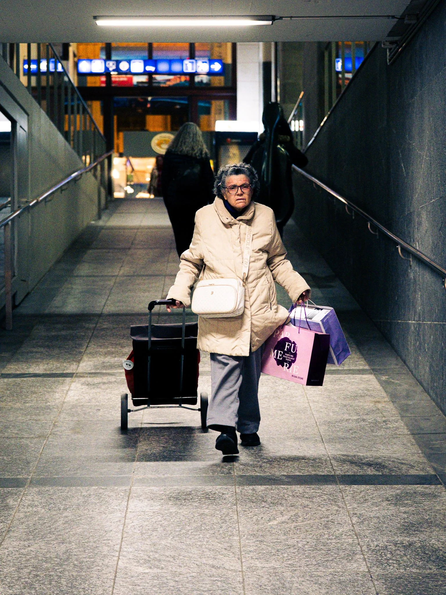 Gare Cff train street photo luthor-25.jpg