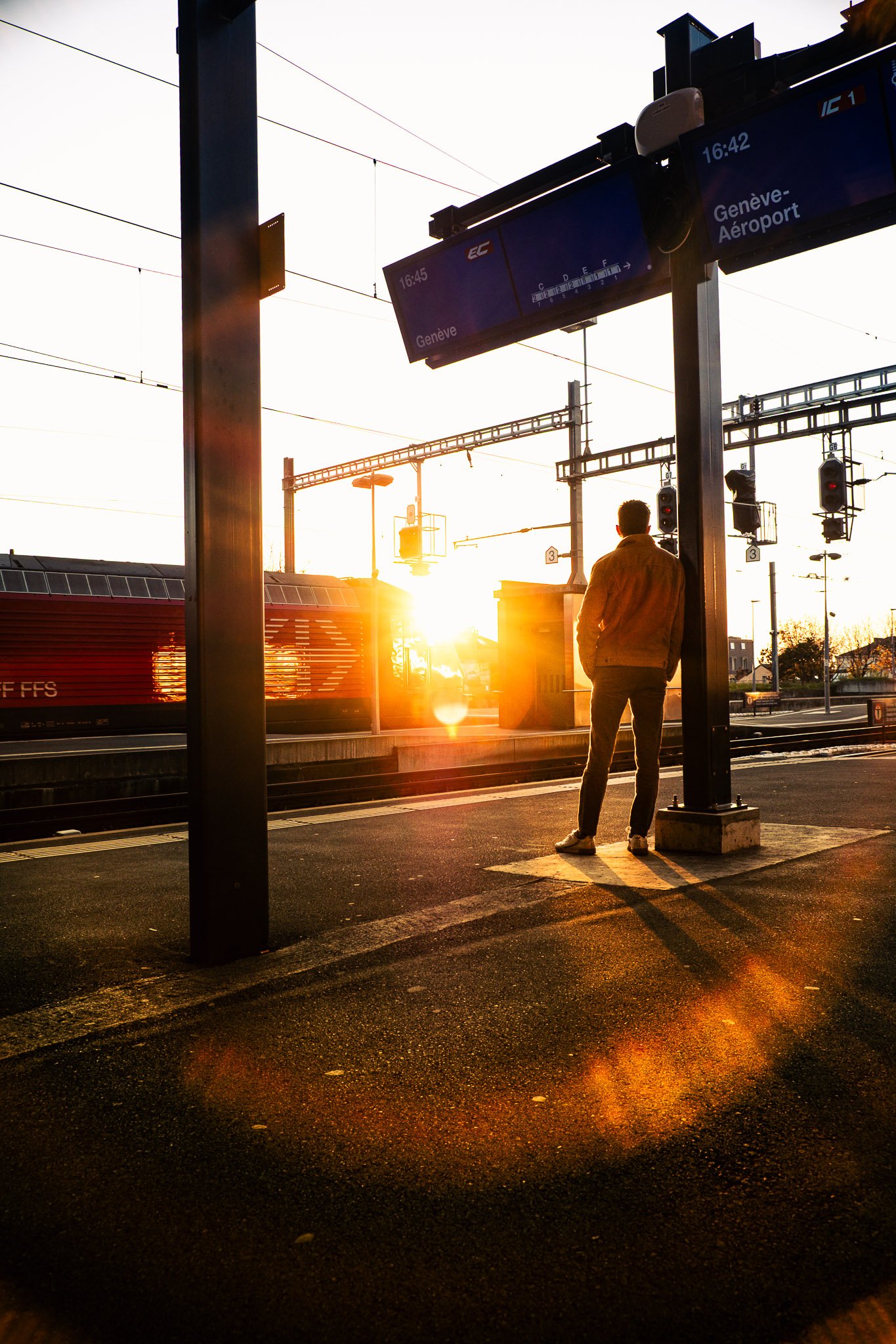 Gare Cff train street photo luthor-4.jpg