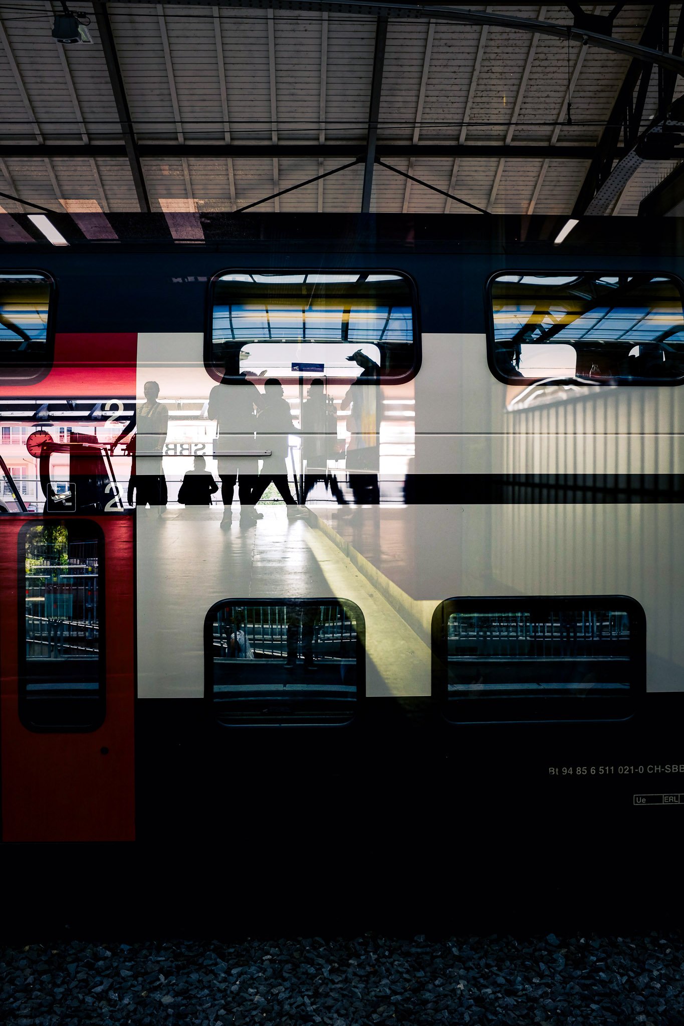 Gare Cff train street photo luthor-6.jpg