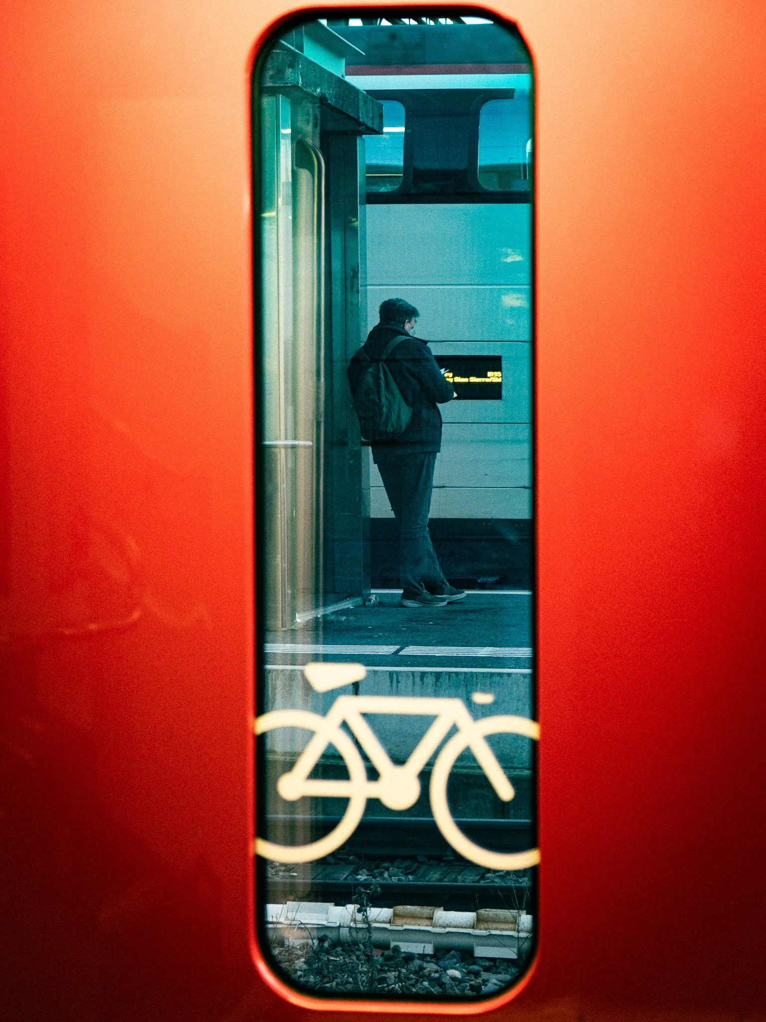 Gare Cff train street photo luthor-16.jpg