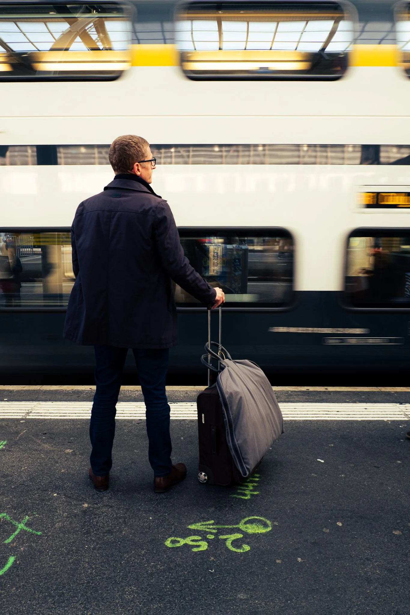 Gare Cff train street photo luthor-18.jpg