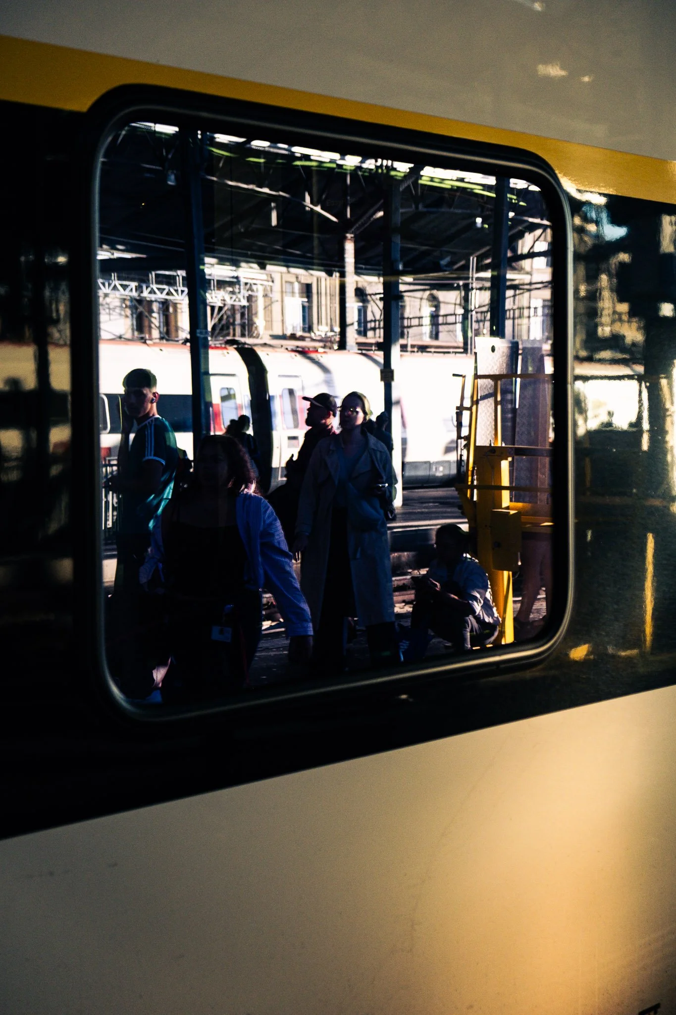 Gare Cff train street photo luthor-37.jpg