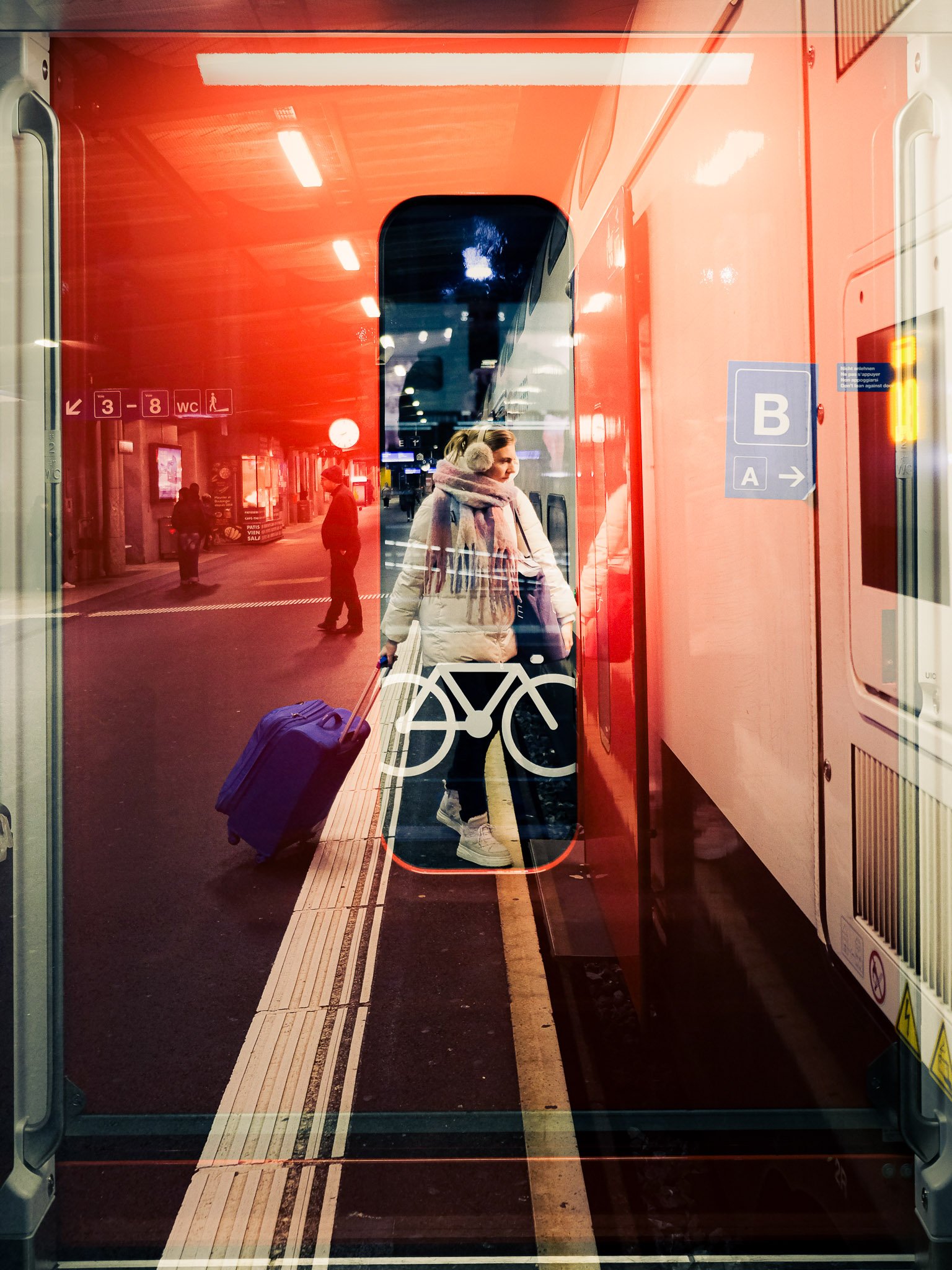 Gare Cff train street photo luthor-20.jpg
