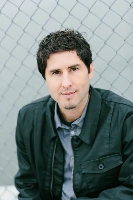 Matt de la Peña