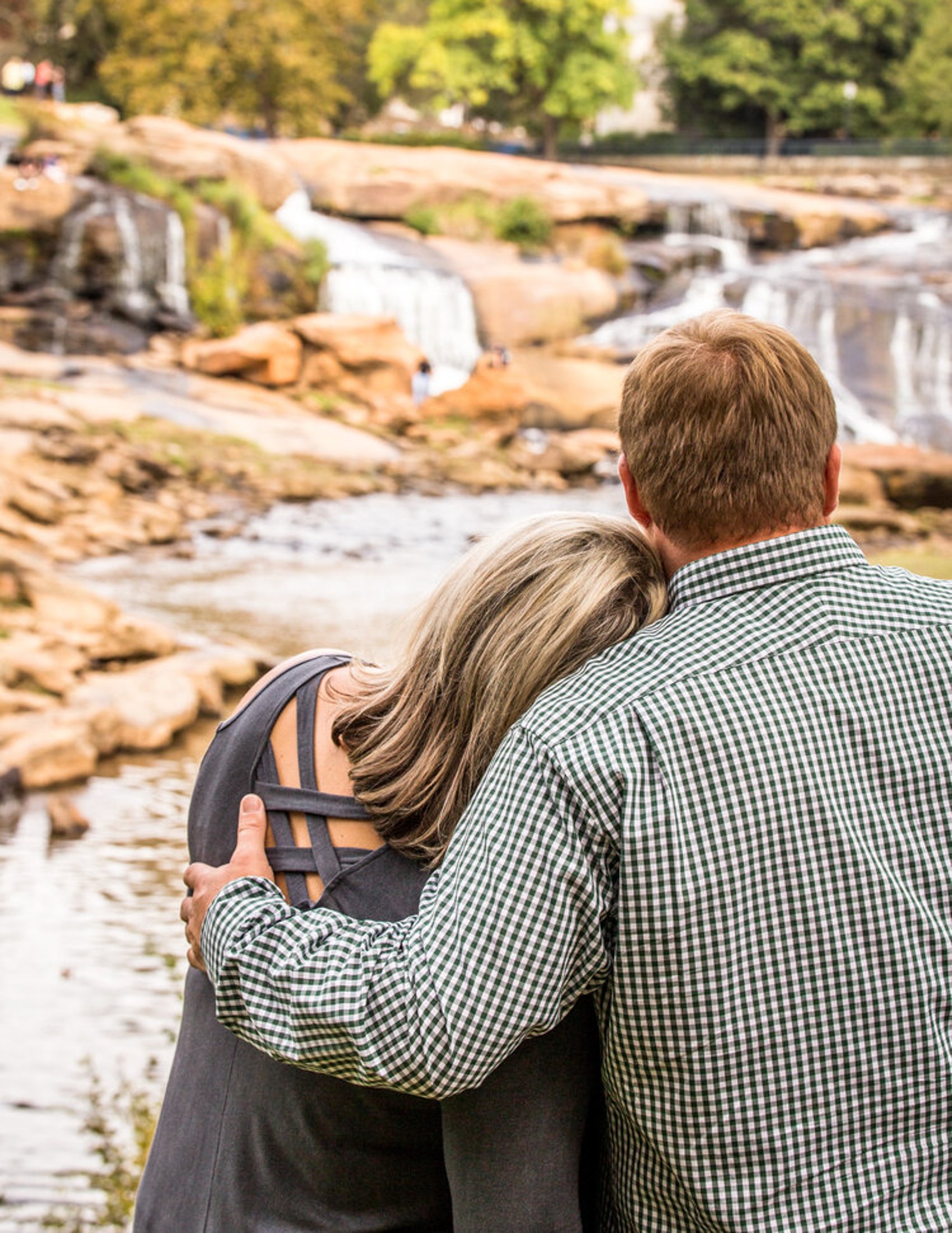 5 of the best places to take engagment photos in Greenville, SC | Falls Park-3.jpg