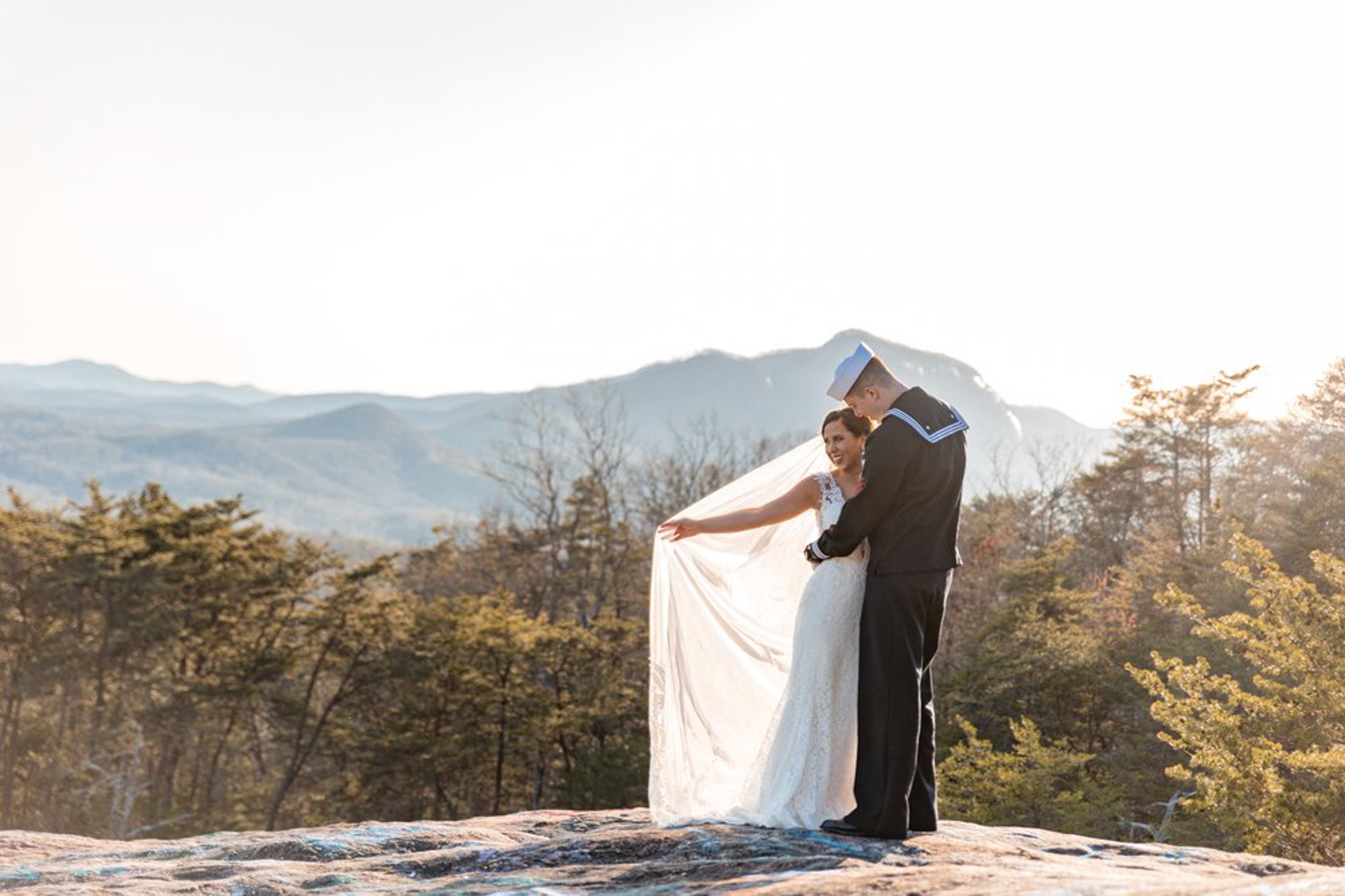 5 of the best places to take engagment photos in Greenville, SC | Bald Rock Hertiage Preserve-10.jpg