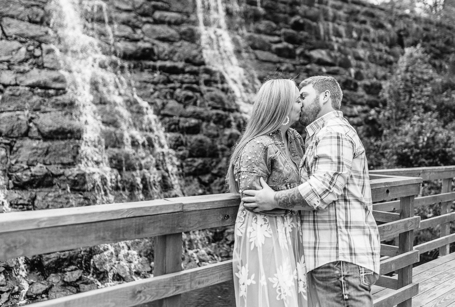 5 of the best places to take engagment photos in greenville sc-5-2.jpg