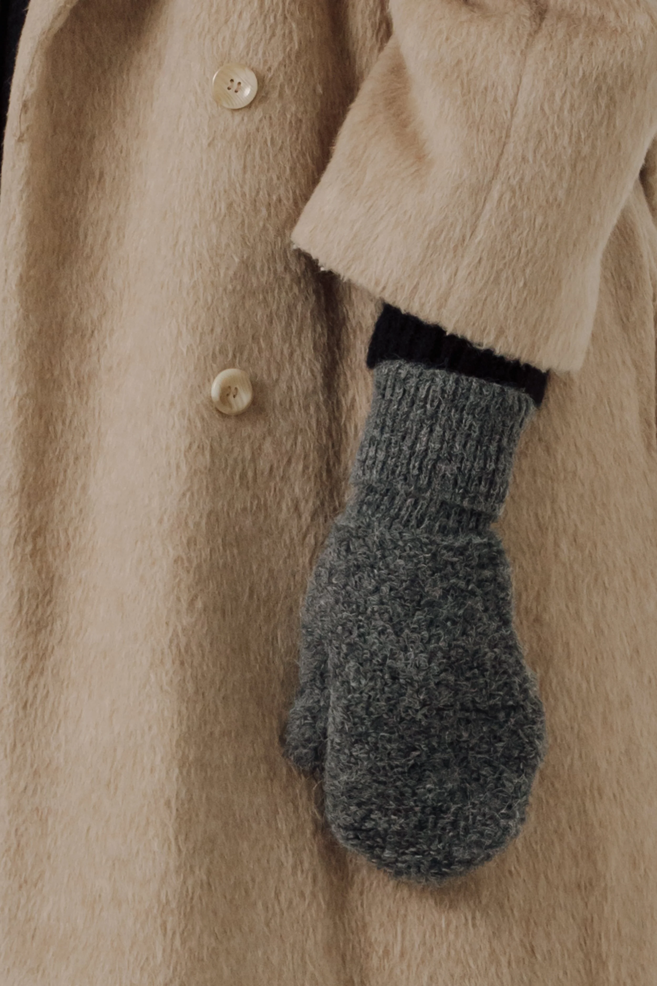 Bare-Knitwear-Alpaca-Boucle-Mittens-Stone-1.jpeg