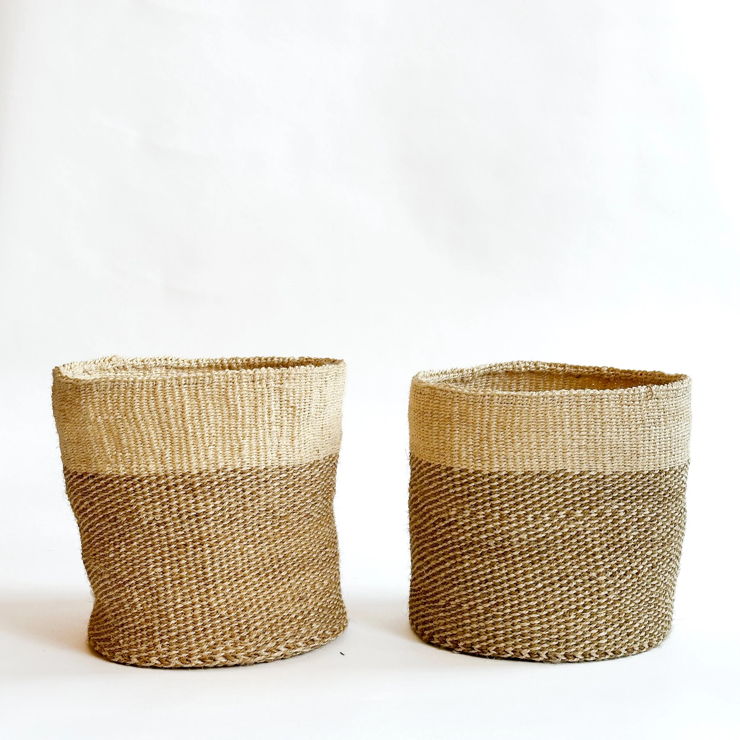 Amsha Checker Basket