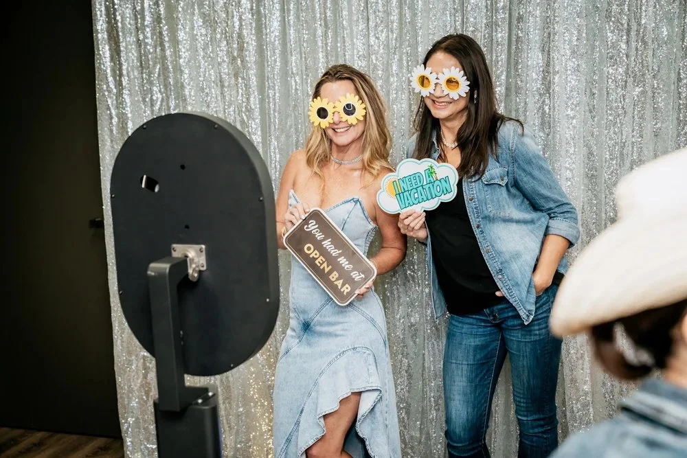 Tonight&rsquo;s the night for Denim &amp; Diamonds! 💎👖

We can&rsquo;t wait to celebrate women, wine, and community with you.

On the menu: tastings and conversation with Lisa Howard of @TolenasWinery and Chrissy Wittmann of @PrisonerWineCo, a fest