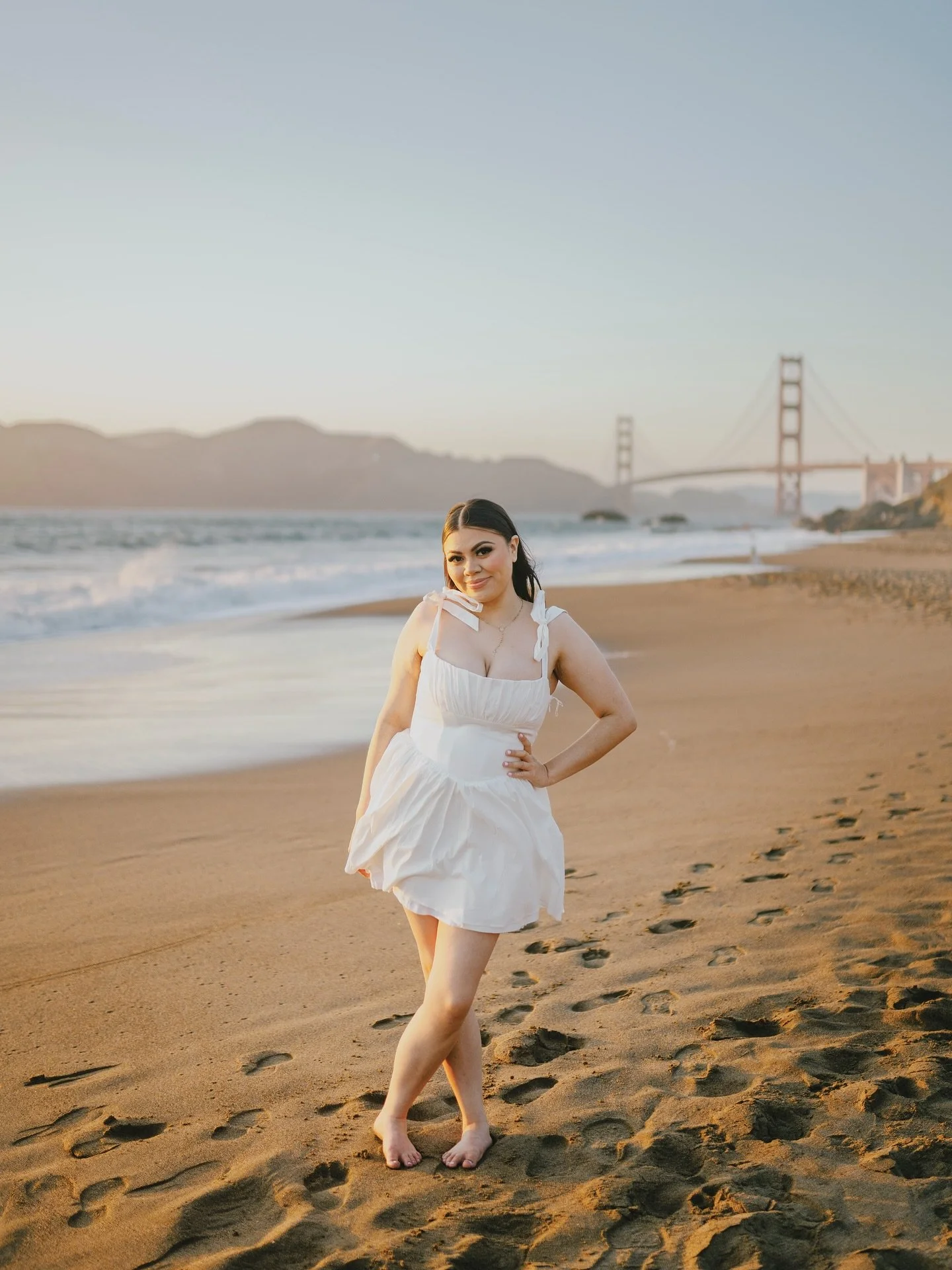 soft sun and smiles 🎴

#sfsu2025 #sfsugrad #classof2025 #gradphotos #sfsu #sfphotographer #bakerbeach